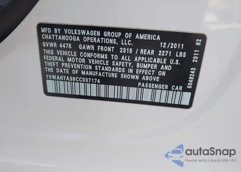 2012 Volkswagen Passat 2.5L S z USA, uszkodzony, nr VIN 1VWAH7A39CC037174